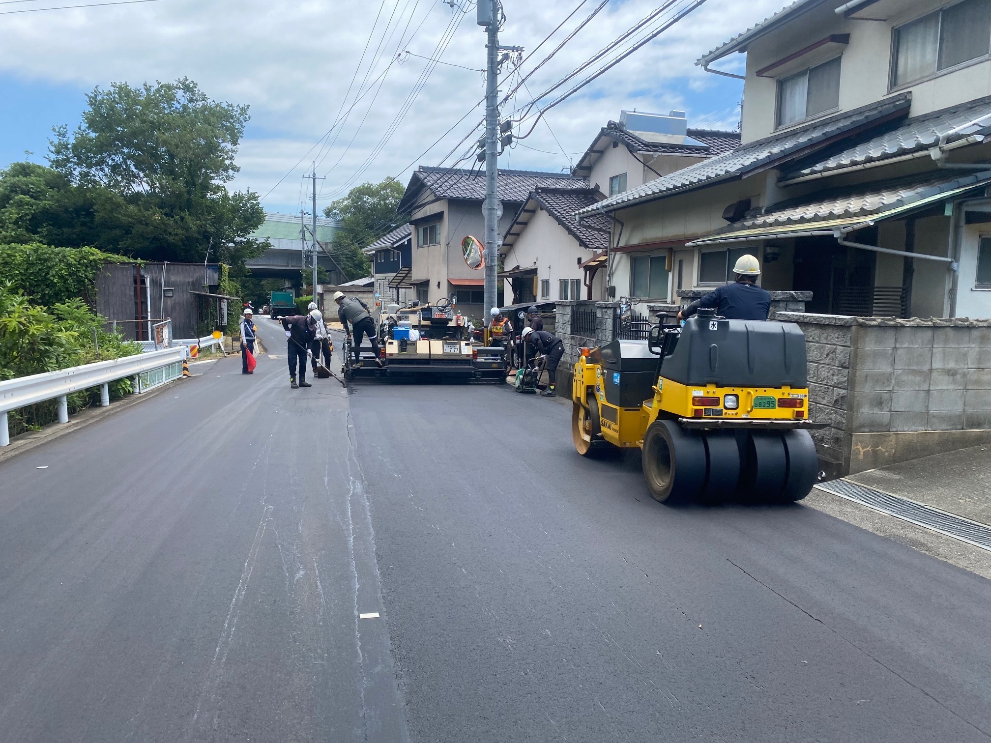 菰池高室線舗装補修工事画像